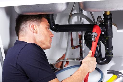 Advantages of Hiring Professional Plumbing Services